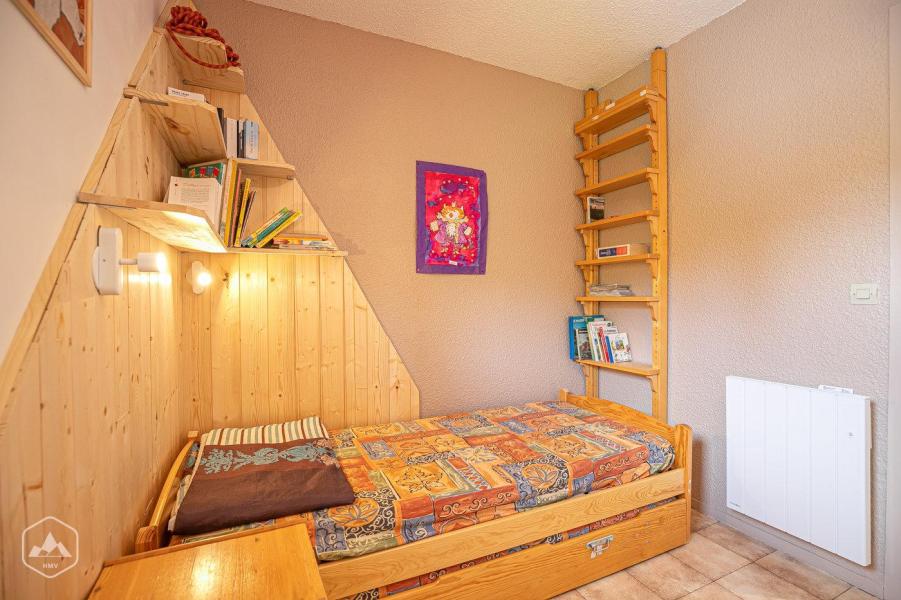 Rent in ski resort 2 room apartment 4 people (STS35) - Résidence St Sébastien 1 - Aussois - Bedroom