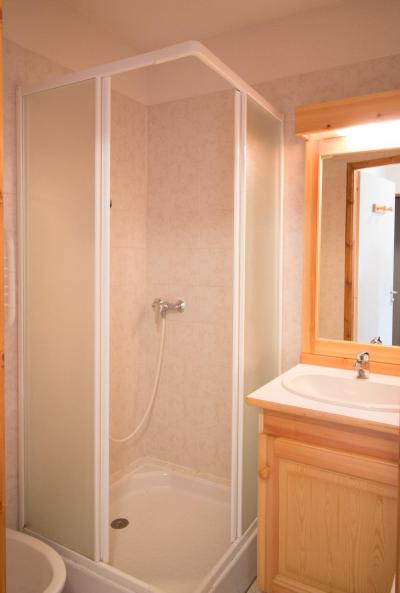 Rent in ski resort 3 room apartment 6 people (301) - Résidence la Combe II - Aussois - Shower room