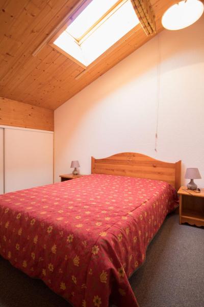 Rent in ski resort 3 room duplex apartment 8 people (337) - Résidence la Combe II - Aussois - Bedroom