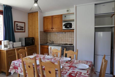 Wynajem na narty Apartament 3 pokojowy 6 osób (407) - Résidence la Combe III - Aussois - Pokój gościnny