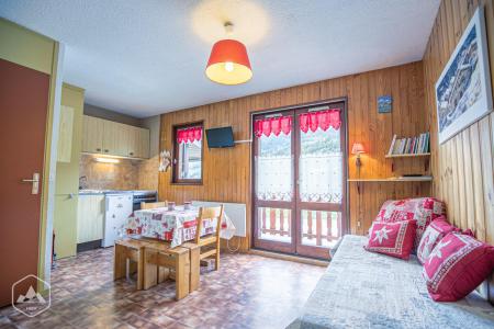 Rent in ski resort Studio 2 people (196) - Résidence Les Fleurs - Aussois - Living room
