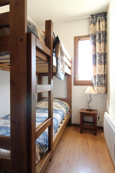 Rent in ski resort 3 room apartment 6 people (008) - Résidence les Sports - Aussois - Bedroom