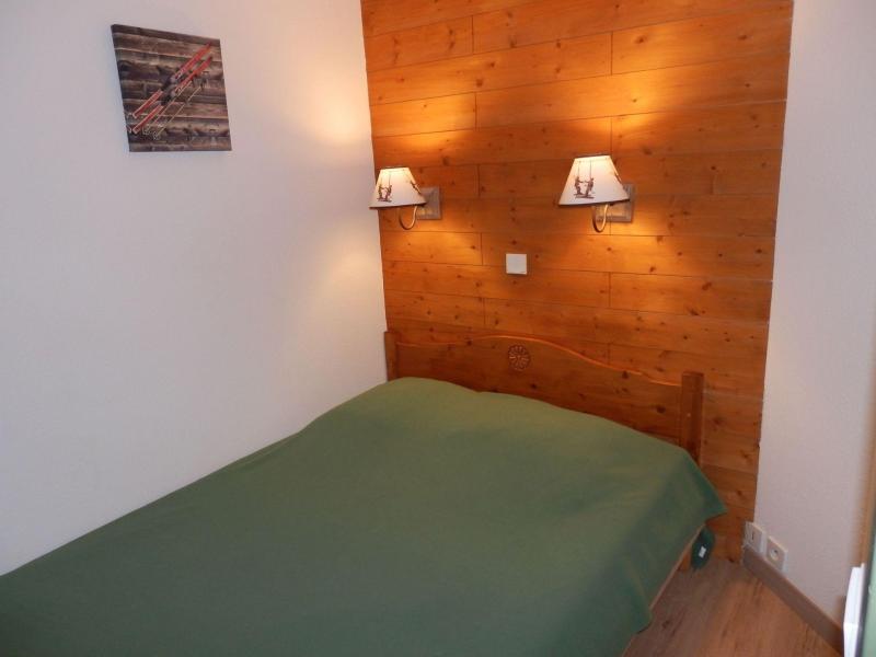 Rent in ski resort 2 room apartment 4 people (223) - Résidence Douchka - Avoriaz - Bedroom