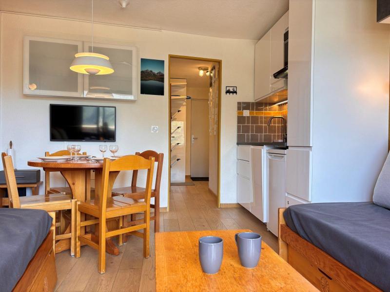 Skiverleih 2-Zimmer-Appartment für 4 Personen (714) - Résidence Douchka - Avoriaz - Wohnzimmer