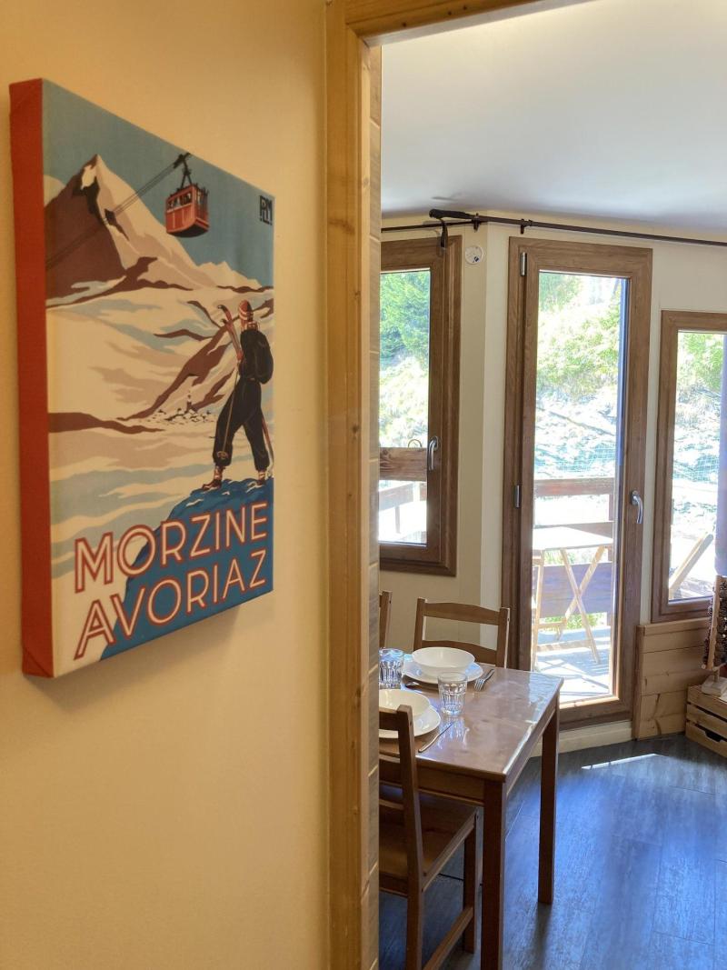 Ski verhuur Studio 4 personen (382) - Résidence Pas du Lac  - Avoriaz - Woonkamer