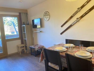 Rent in ski resort Studio sleeping corner 4 people (B04) - Résidence Saskia 1 - Avoriaz - Living room