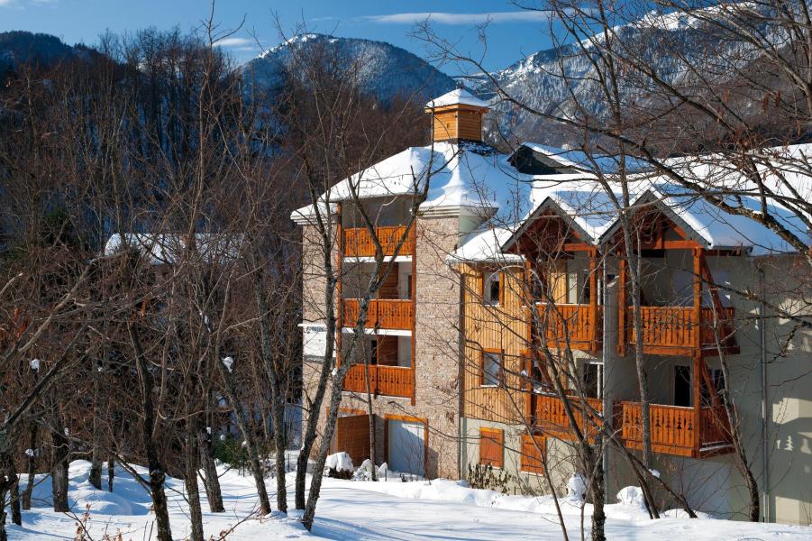 Vacances en montagne Résidence Lagrange les Chalets d'Ax - Ax-Les-Thermes - Extérieur hiver