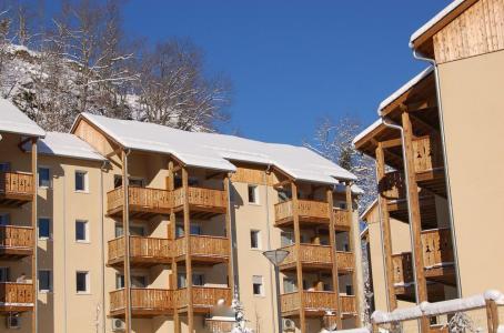 Аренда на лыжном курорте Résidence Domaine de la Vallée d'Ax - Ax-Les-Thermes - зимой под открытым небом