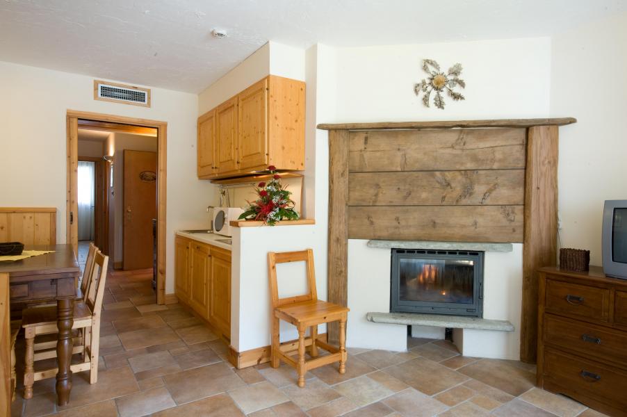 Rent in ski resort Résidence Campo Smith - Bardonecchia - Living room