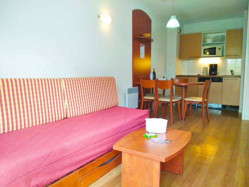 Rent in ski resort 2 room apartment 4 people (24-43) - Résidence Pic du Midi - Barèges/La Mongie - Living room