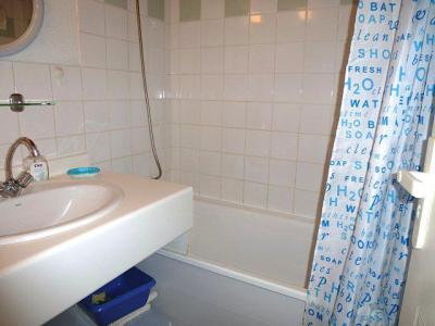Location au ski Studio mezzanine 4 personnes (PM52) - Résidence Hélios - Barèges/La Mongie - Baignoire