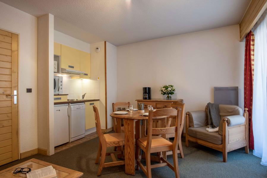 Ski verhuur Appartement 2 kamers 2-4 personen (2P4) - Eureca - Brides Les Bains - Woonkamer