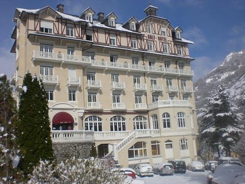 Location au ski Le Golf Hôtel - Brides Les Bains - Extérieur hiver