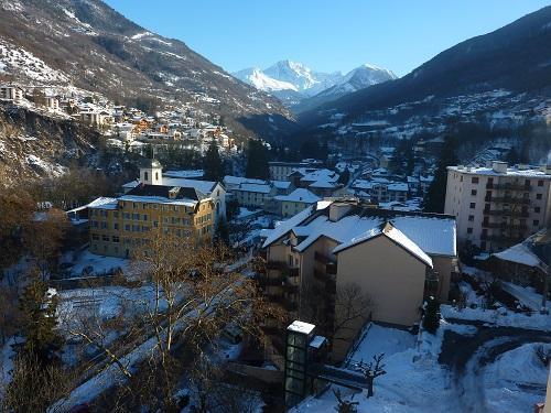 Skiverleih Le Golf Hôtel - Brides Les Bains - Draußen im Winter