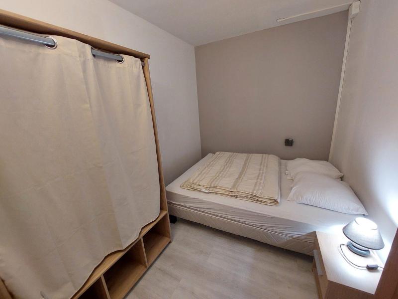 Rent in ski resort 3 room apartment sleeping corner 6 people (520) - Résidence Cybèle BAT4 - Brides Les Bains - Bedroom