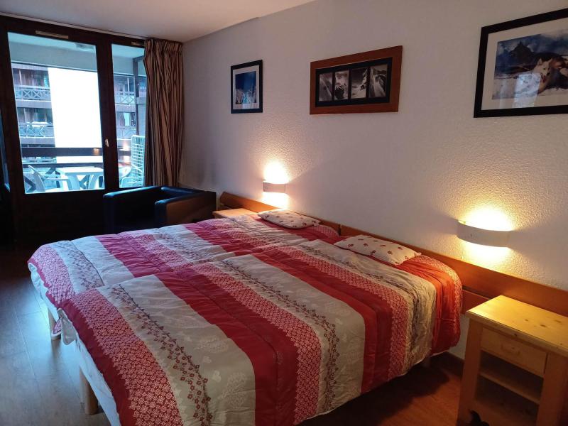 Rent in ski resort Studio sleeping corner 4 people (1206) - Résidence Cybèle - Brides Les Bains - Living room