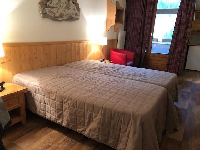 Аренда на лыжном курорте Квартира студия со спальней для 4 чел. (1405) - Résidence Cybèle - Brides Les Bains - Салон