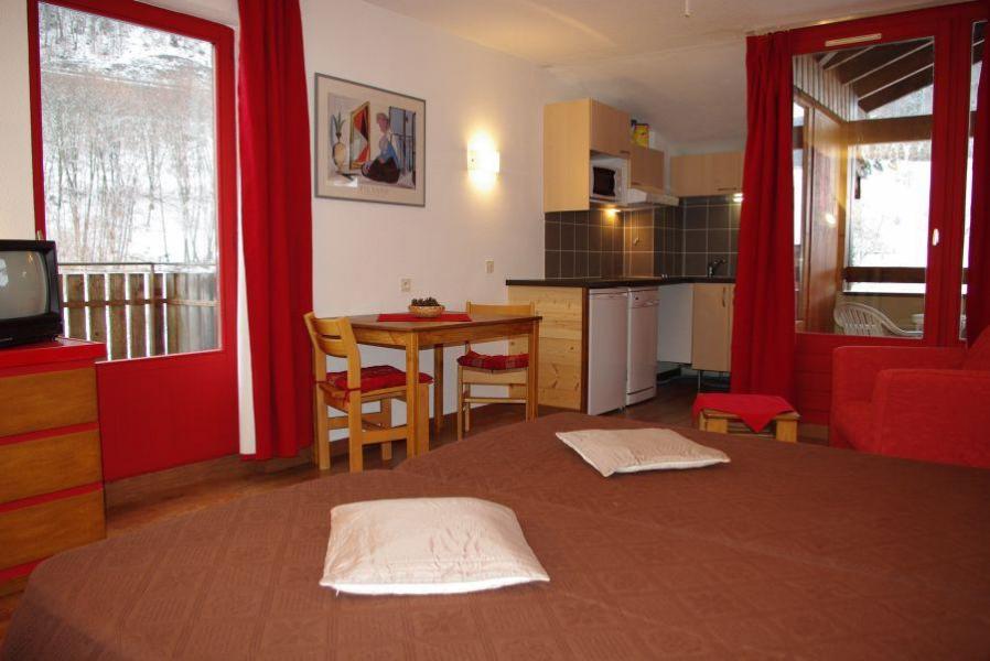 Аренда на лыжном курорте Квартира студия со спальней для 4 чел. (1406) - Résidence Cybèle - Brides Les Bains - апартаменты