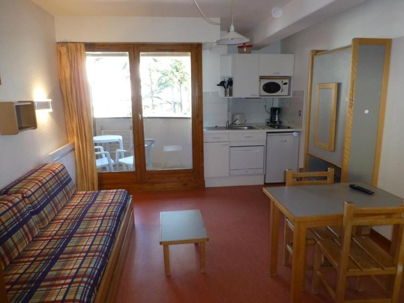 Rent in ski resort Studio sleeping corner 4 people (313) - Résidence le Grand Chalet - Brides Les Bains - Inside