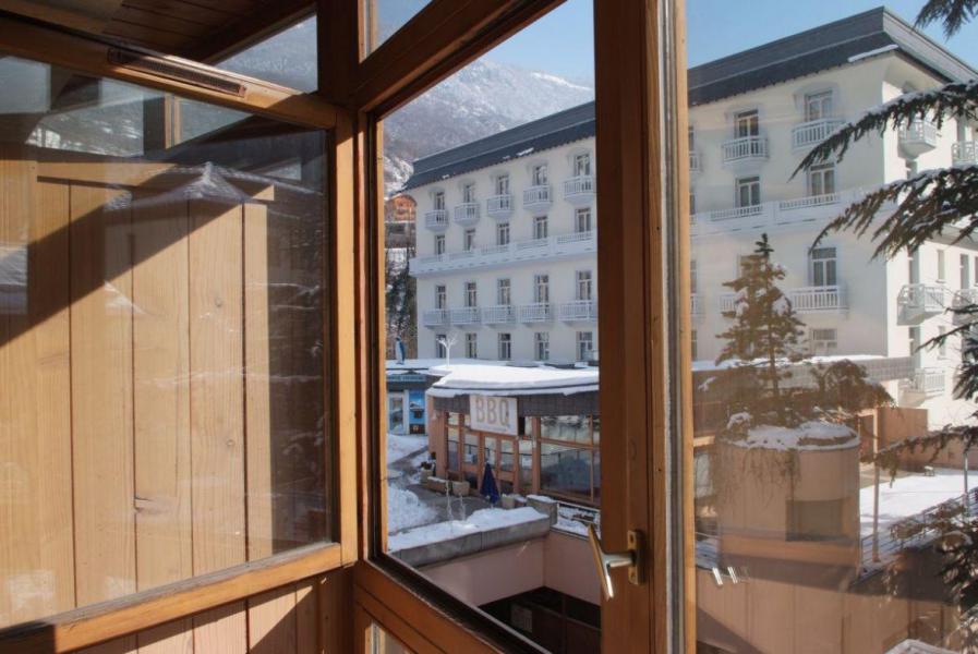 Skiverleih Studio Schlafnische 4 Personen (113) - Résidence le Grand Chalet - Brides Les Bains - Fenster