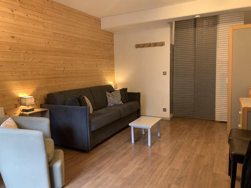 Rent in ski resort Studio sleeping corner 4 people (208) - Résidence le Grand Chalet - Brides Les Bains - Living room