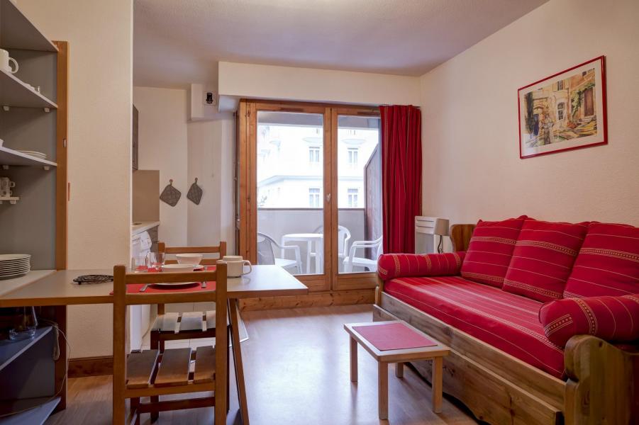 Rent in ski resort Studio sleeping corner 4 people (216) - Résidence le Grand Chalet - Brides Les Bains - Living room