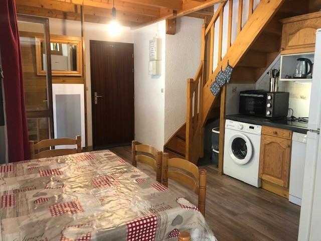 Skiverleih 3-Zimmer-Appartment für 4 Personen (5) - Résidence les Colombes - Brides Les Bains - Wohnzimmer