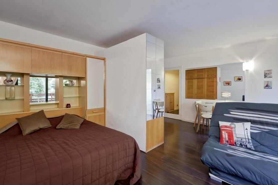 Rent in ski resort Studio sleeping corner 4 people (B11) - Résidence Roseland - Brides Les Bains - Living room