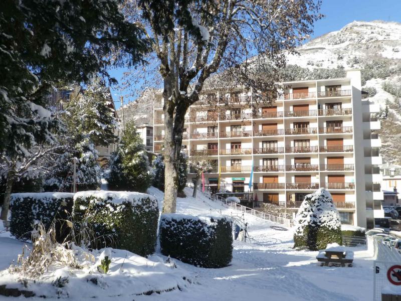 Vacances en montagne Résidence Royal - Brides Les Bains - Extérieur hiver