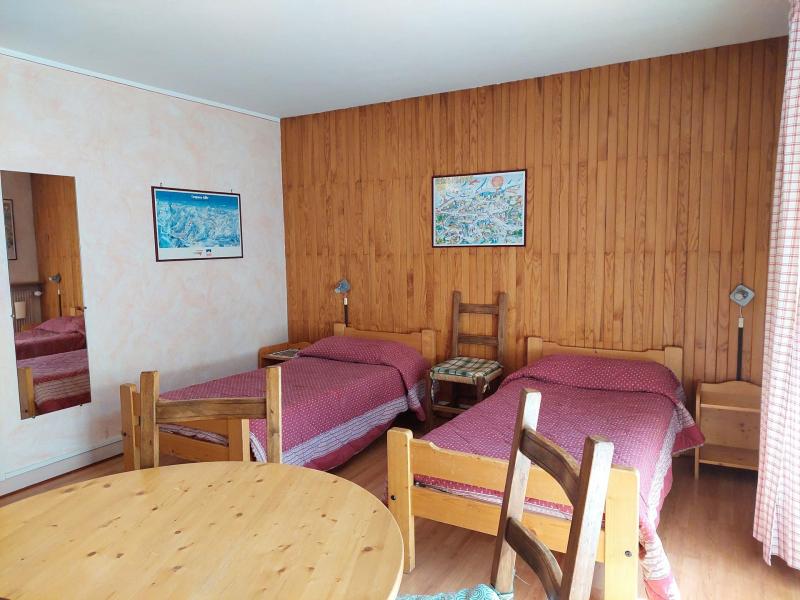 Rent in ski resort Studio 2 people (205) - Résidence Royal - Brides Les Bains - Apartment