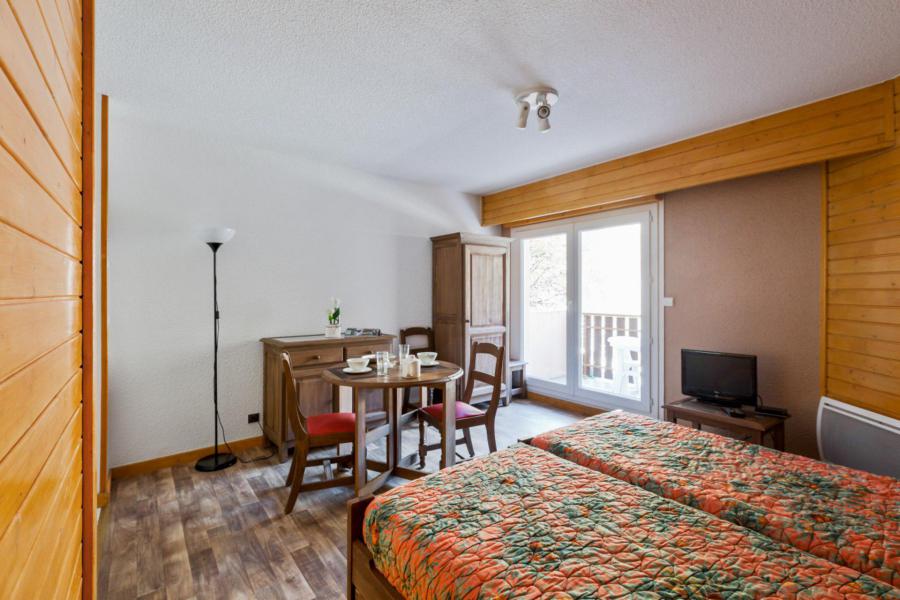Аренда на лыжном курорте Квартира студия со спальней для 4 чел. (TARB27) - Résidence Tarentaise - Brides Les Bains - Комната