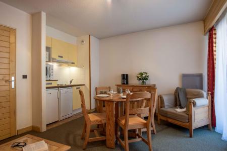 Rent in ski resort 2 room apartment 2-4 people (2P4) - Eureca - Brides Les Bains - Living room