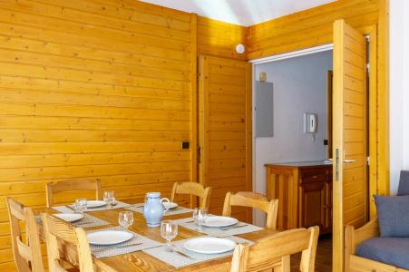 Rent in ski resort 3 room apartment 4-6 people (3P6) - Eureca - Brides Les Bains - Living room