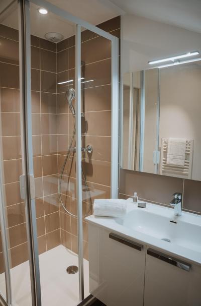 Rent in ski resort Studio 1 people (SM1B - Moderne) - Eureca - Brides Les Bains - Shower room