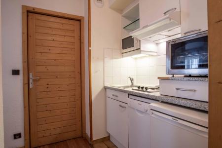 Rent in ski resort Studio 2 people (STC2) - Eureca - Brides Les Bains - Kitchen