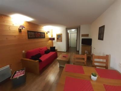 Rent in ski resort Studio sleeping corner 4 people (103) - Résidence Cybèle BAT4 - Brides Les Bains - Living room