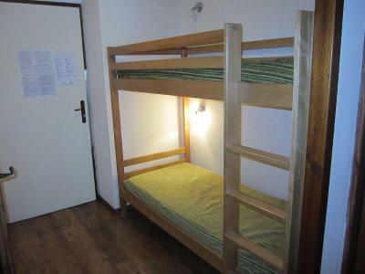 Rent in ski resort Studio sleeping corner 4 people (221) - Résidence Cybèle - Brides Les Bains - Apartment