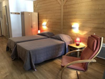 Rent in ski resort Studio sleeping corner 4 people (2310) - Résidence Cybèle - Brides Les Bains - Bedroom