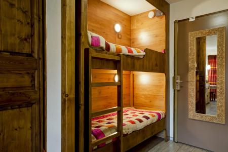 Аренда на лыжном курорте Квартира студия со спальней для 4 чел. (3306) - Résidence Cybèle - Brides Les Bains - Комната 