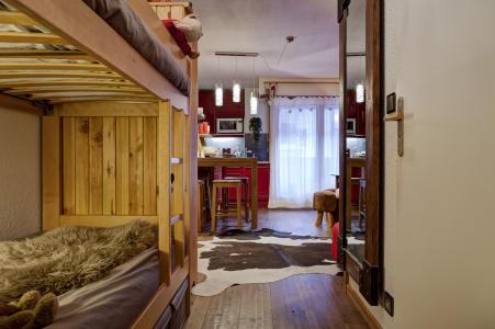 Ski verhuur Studio bergnis 4 personen (204) - Résidence le Grand Chalet - Brides Les Bains - Ski opbergruimte