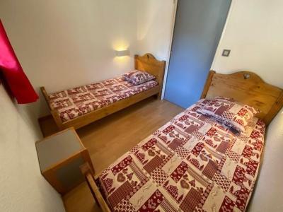 Skiverleih Studio Kabine für 5 Personen (301) - Résidence le Grand Chalet - Brides Les Bains - Schlafzimmer
