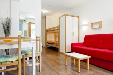 Rent in ski resort Studio sleeping corner 4 people (213) - Résidence le Grand Chalet - Brides Les Bains - Apartment