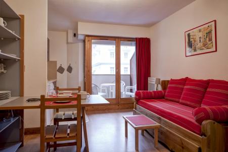 Rent in ski resort Studio sleeping corner 4 people (216) - Résidence le Grand Chalet - Brides Les Bains - Apartment