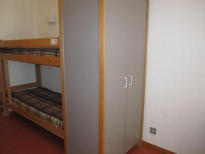 Rent in ski resort Studio sleeping corner 4 people (304) - Résidence le Grand Chalet - Brides Les Bains - Apartment