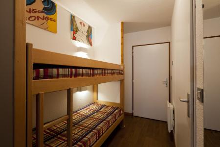 Rent in ski resort Studio sleeping corner 4 people (305) - Résidence le Grand Chalet - Brides Les Bains - Bunk beds
