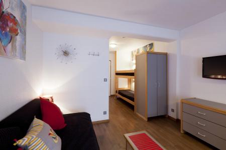 Rent in ski resort Studio sleeping corner 4 people (306) - Résidence le Grand Chalet - Brides Les Bains - Apartment