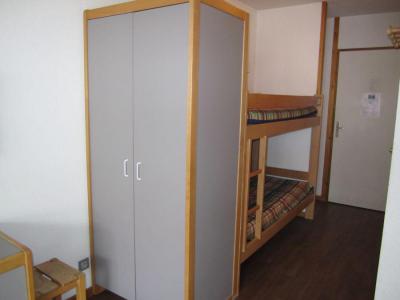Rent in ski resort Studio sleeping corner 4 people (317) - Résidence le Grand Chalet - Brides Les Bains - Apartment