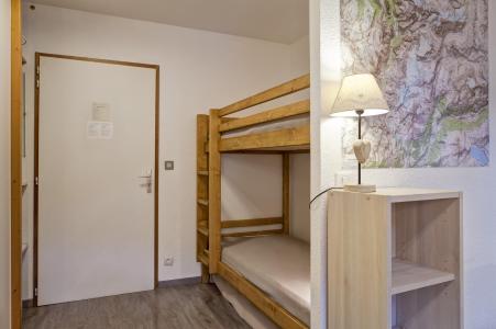 Rent in ski resort Studio sleeping corner 4 people (506) - Résidence le Grand Chalet - Brides Les Bains - Cabin