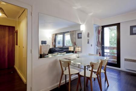 Rent in ski resort Studio sleeping corner 4 people (B11) - Résidence Roseland - Brides Les Bains - Apartment