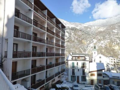 Ski verhuur Résidence Royal - Brides Les Bains - Buiten winter